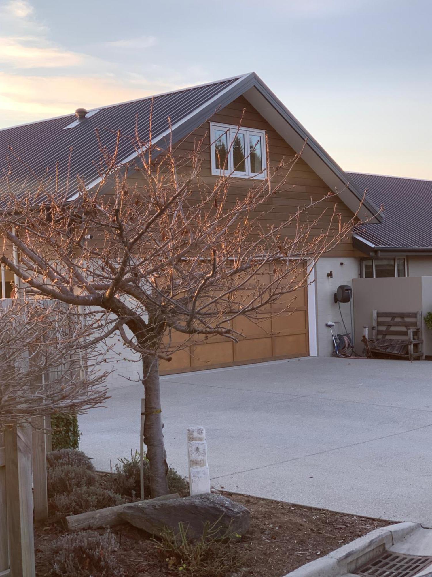 Parkside Loft Apartment Wanaka Luaran gambar