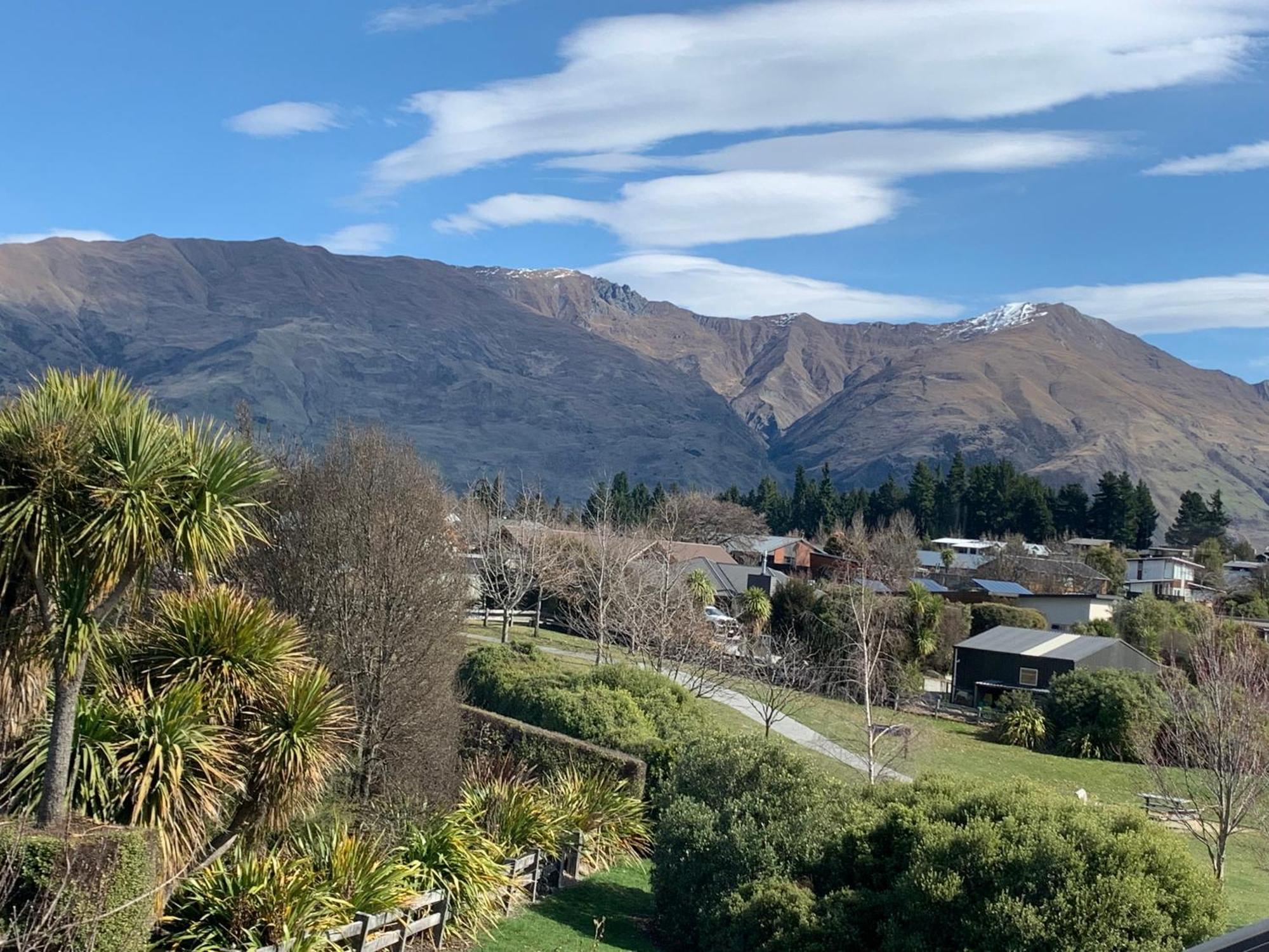 Parkside Loft Apartment Wanaka Luaran gambar